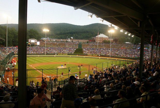 A crowd of nearly 32,000 watch